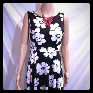 Nine west dress size 2